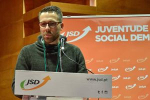 54434558_1883280198448827_4177714495545671680_n-300x200 JSD da Guarda lança repto a Carlos Peixoto