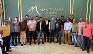 image0026-300x174 Delegação do Sporting recebida no Município de Mangualde