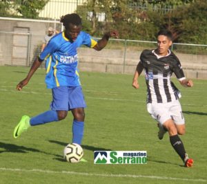 69984909_2390254331088703_4367305024984842240_n-300x266 Mangualde vence em Penalva do Castelo por 2-1