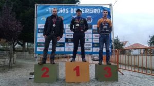 76743606_416422579026346_8960330497137836032_o-300x169 Fornense Artur Quirino sobe ao pódio na Beselga