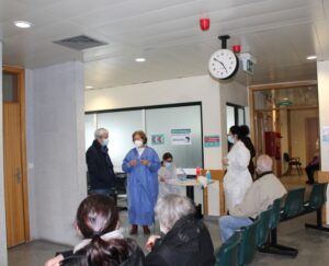 IMG_1995-845x684-1-300x243 Covid-19- Vacinação a pessoas com mais de 80 anos iniciou em Fornos de Algodres