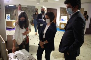 195523211_162575982505482_2930813725616083996_n-1-300x200 Exposição itinerante “O futuro é amanhã!!