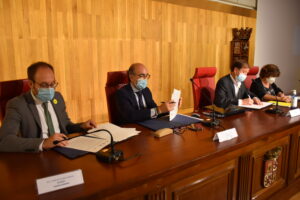 Cerimonia-de-assinatura-do-acordo-300x200 Acordo Internacional de apoio à Candidatura da Guarda a Capital Europeia da Cultura 2027