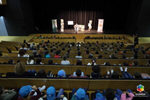 raposafabulosa-300x200 Guarda- Apresentação e promoção do livro “A Raposa Fabulosa” aos alunos