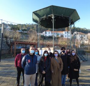 be-300x284 Candidatura do BE passou por Fornos de Algodres e Celorico da Beira em visita à EN 16