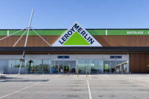 1-LEROY-MERLIN-GUARDA-FACHADA-EXTERIOR-300x200 LEROY MERLIN abriu nova loja na Guarda