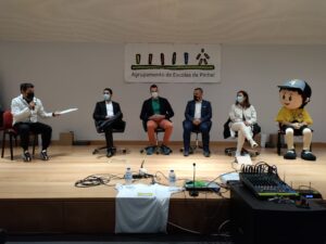 277663112_5165752313485524_4395649681503631161_n-300x225 Palestra de arbitragem com casa cheia em Pinhel