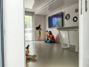 288835956_5428132807209630_4255031868060015048_n-300x225 Alunos visitaram Exposição Itinerante de Temática Ambiental “Ideia com Futuro . Reciclar no Planalto Beirão”