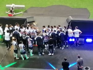 295488229_5299417283429470_1690839589528554575_n-300x225 FC Porto vencedor da Supertaça Cândido de Oliveira em Aveiro