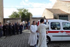 1fcr1-300x200 Figueira de Castelo Rodrigo- Nova viatura de Transporte de Doentes da Freguesia de Escalhão