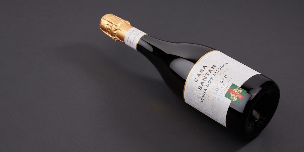 Casa-de-Santar-Vinha-dos-Amores-Espumante-Touriga-Nacional-2016_1-1024x512 Casa de Santar Vinha dos Amores Blanc de Noirs distinguido como Melhor Espumante português