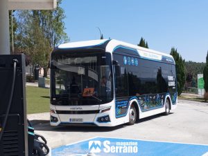 363382727_840666364093936_3750953444014804388_n-300x226 Novo autocarro elétrico inaugurado