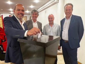 tcp-300x225 Raul Almeida eleito presidente da Turismo Centro de Portugal