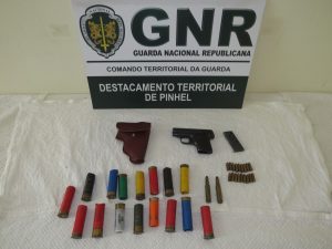 GNR-Guarda-–-Detido-posse-ilegal-de-arma-e-municoes-300x225 GNR Guarda- Atividade em Celorico da Beira e Foz Côa