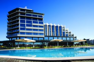 Montebelo-Viseu-Congress-Hotel_Fachada_1-300x200 Verão nos hotéis Montebelo