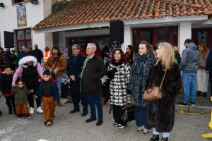 635707558_901212232550840_7598152964353251219_n-300x200 "Correr o Entrudo Figueirense" com muita energia e alegria