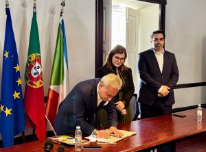 655879305_1370934708401002_7044933914762592670_n-300x222 Contrato de Concessão de Serviço de Transporte Rodoviário de Passageiros na Região da Comunidade Intermunicipal das Beiras e Serra da Estrela