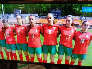 317e6ccf-9d49-4db2-97a3-dfbd4656bb0c-1-300x226 Pinhelense Joana Pinheiro titular pela Seleção Nacional Sub-18 frente à Suécia