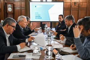 667587297_941644515174278_990812674452751714_n-300x200 Município de Figueira de Castelo Rodrigo promoveu uma reunião para avaliar a qualidade dos serviços prestados pelo Cartão de Saúde Municipal - “Cuidar dos Nossos”