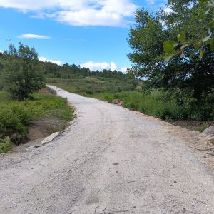 700625896_18069044693693239_1530895552776121767_n-300x300 Freguesias de Muxagata e Figueiró da Granja unem esforços na recuperação de caminho rural danificado pelas tempestades